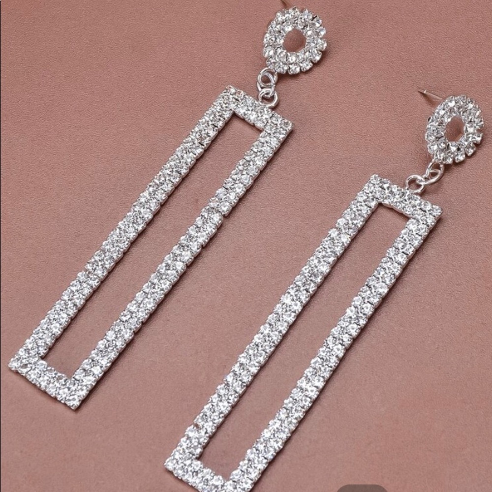 Rectangular rhinestone drop earrings